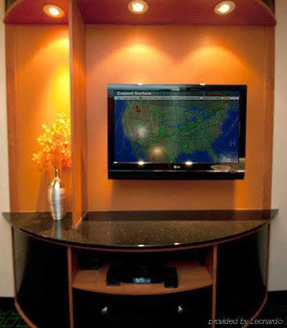 Fairfield Inn & Suites Стивенс Пойнт Экстерьер фото